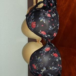 36DDD Victoria Secret Push Up Bras